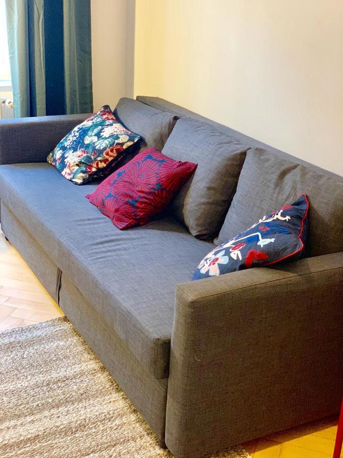 Contemporary City Apartment - By Nahuen Suites Грац Екстериор снимка